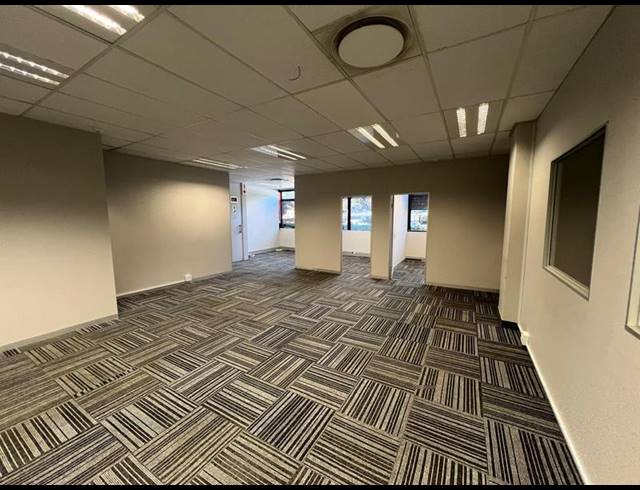 OFFICE PROPERTY TO RENT IN MONTROSE
